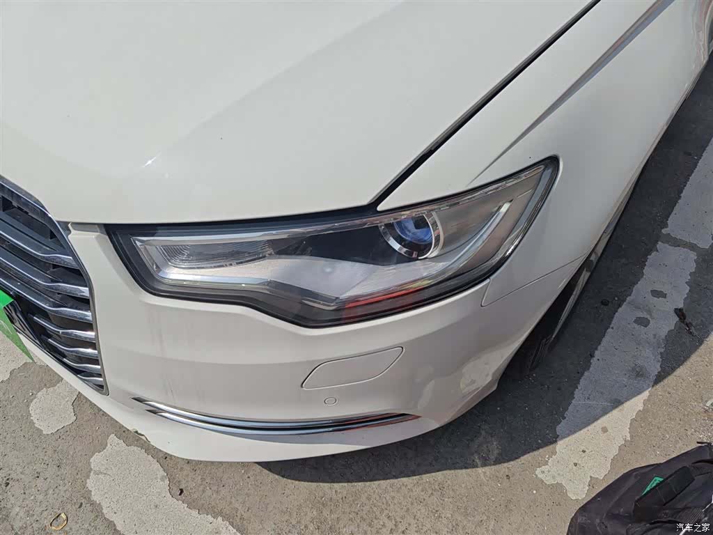 Audi A6L, 2015 24