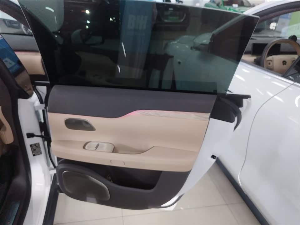 NIO ET7