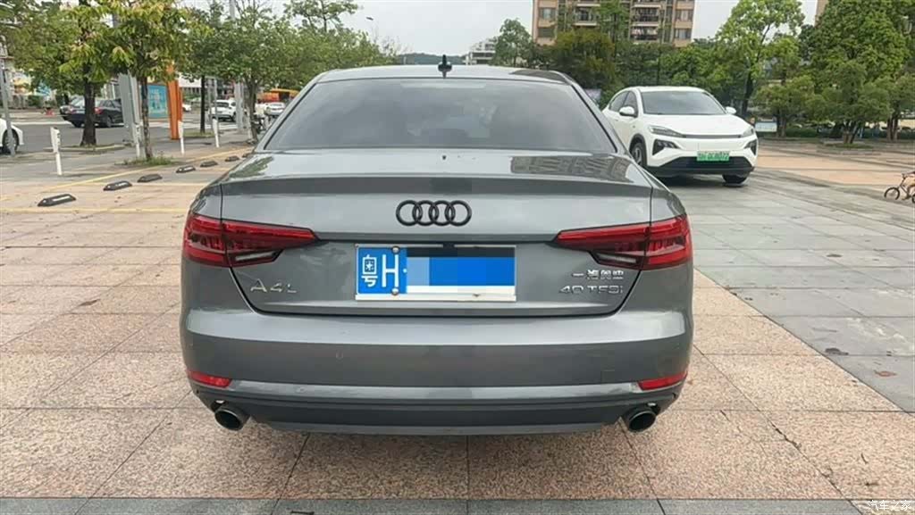 Audi A4L, 2017 все фото