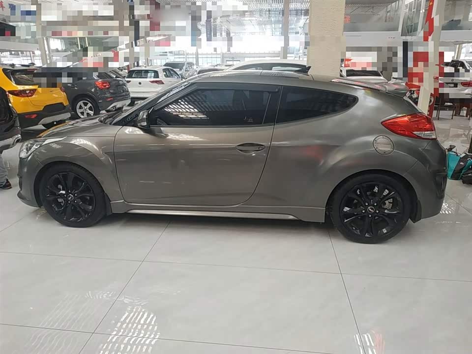 Hyundai Veloster