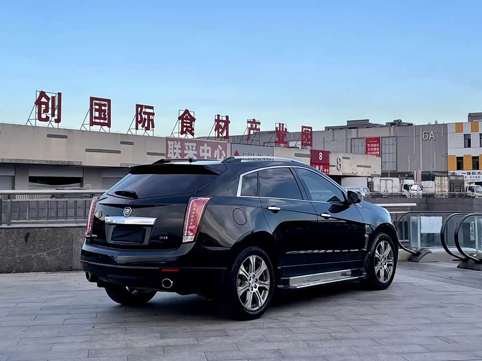 Cadillac SRX