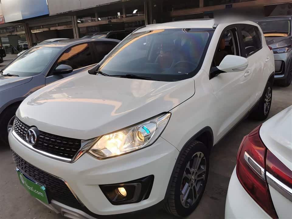 BAIC Shenbao X35