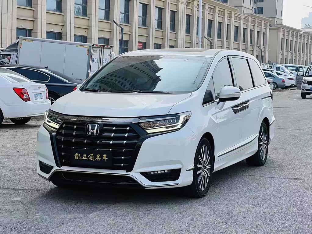 Honda Elysion 2022 2.0L e:HEV Comfort