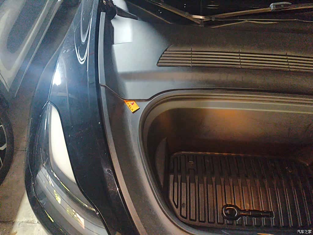Tesla Model Y, 2021 21
