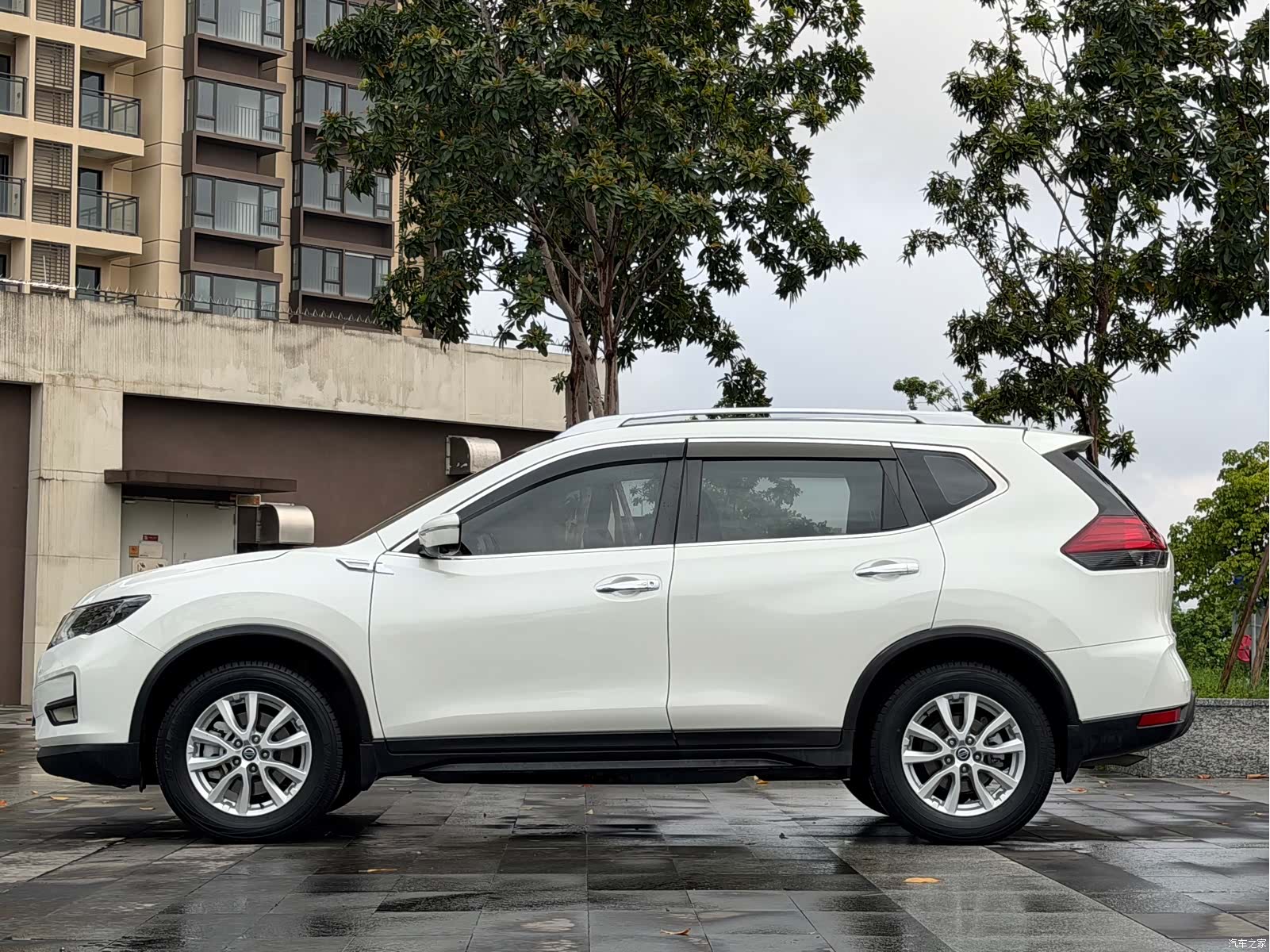 Nissan X-Trail, 2020 4