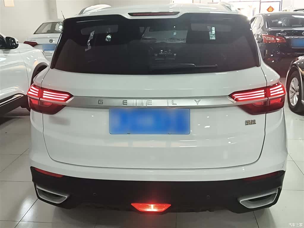 Geely Coolray, 2021 4