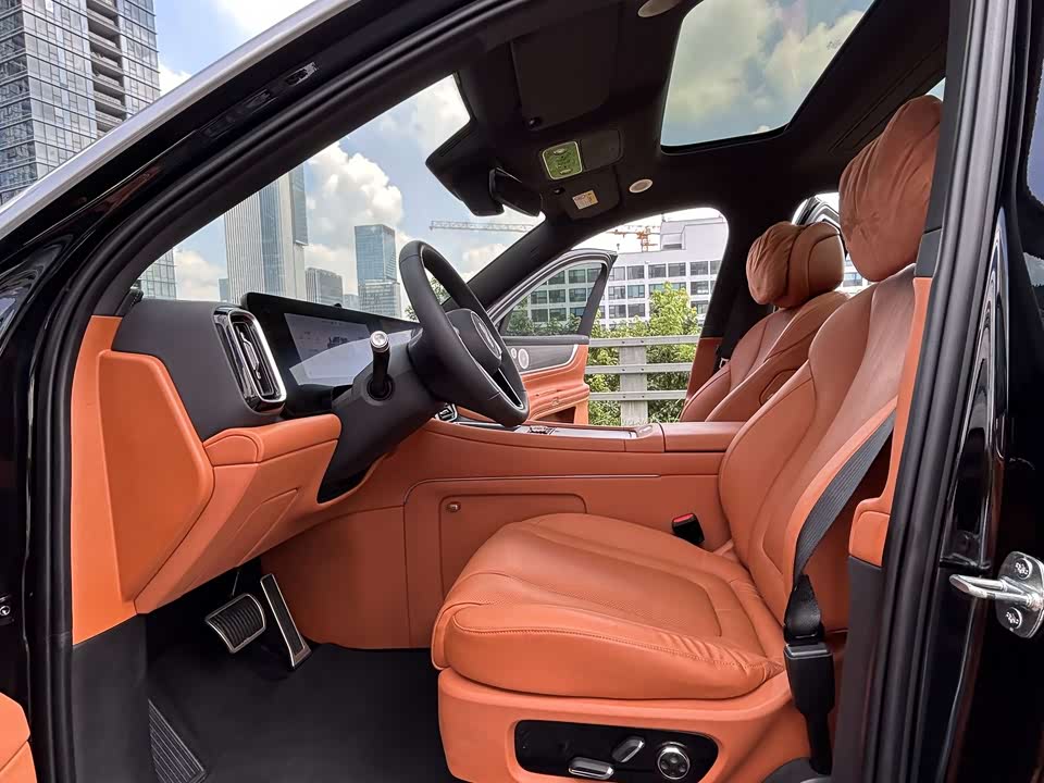 AITO Ask the world M9