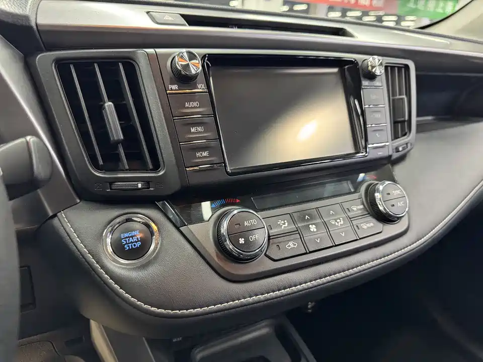 Toyota RAV4 Rongfang