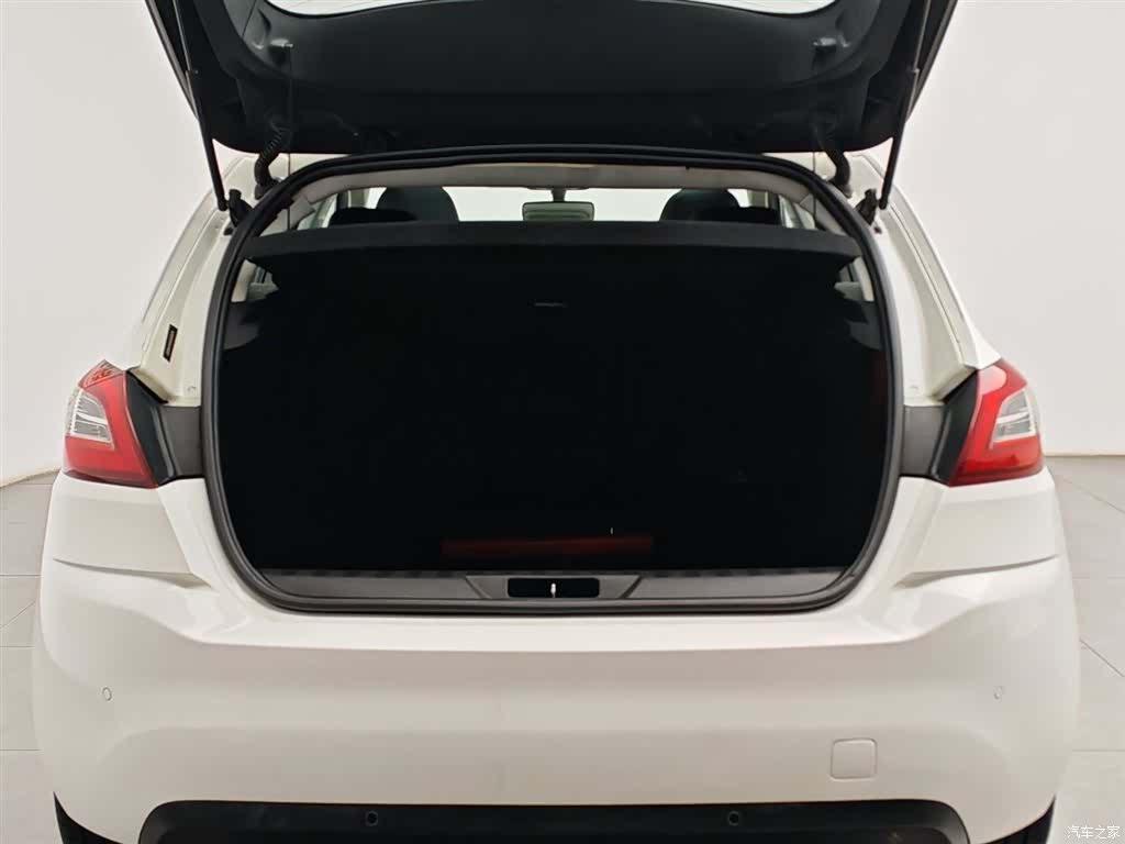 Peugeot 308, 2016 16