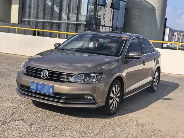 Volkswagen Sagitar 2016 — купить из Китая под заказ