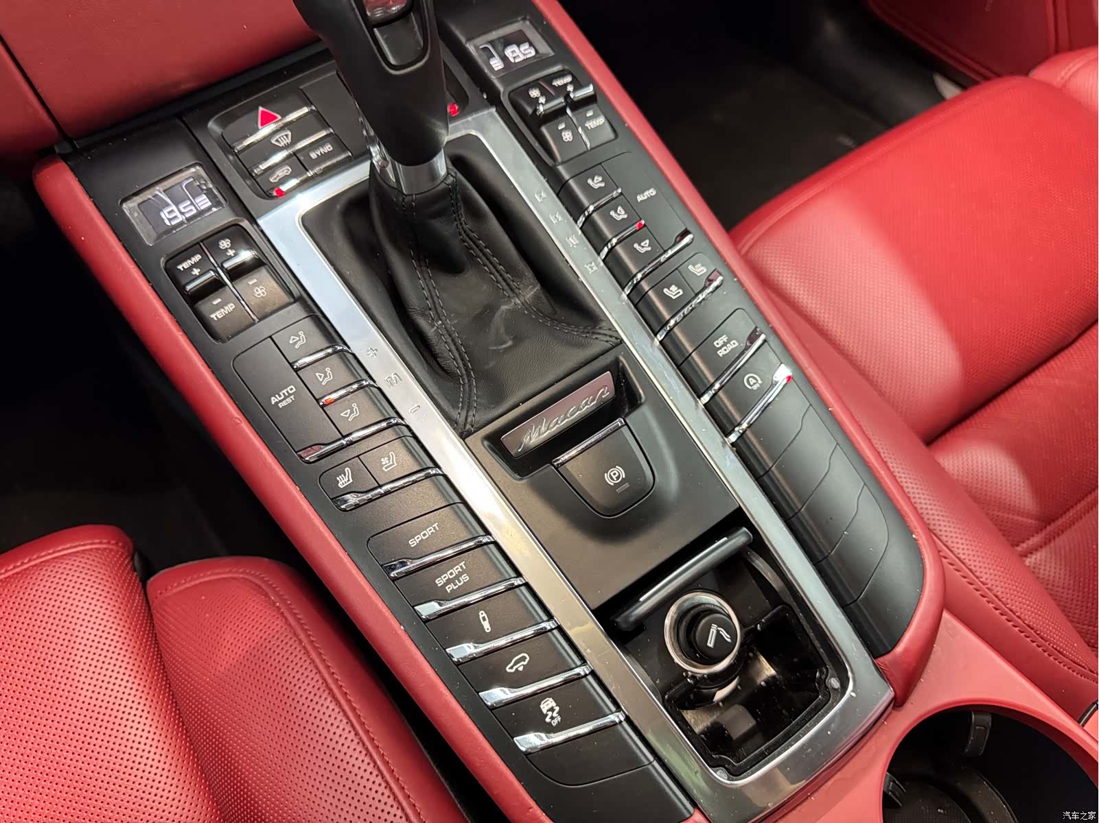 Porsche Macan, 2015 14