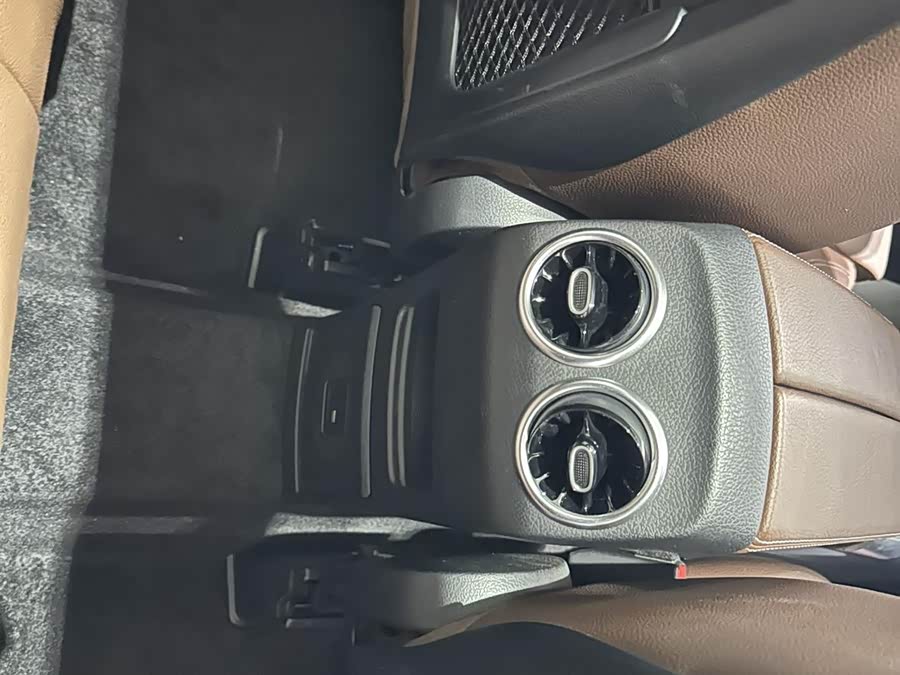Mercedes-Benz GLB 2022, фото 5