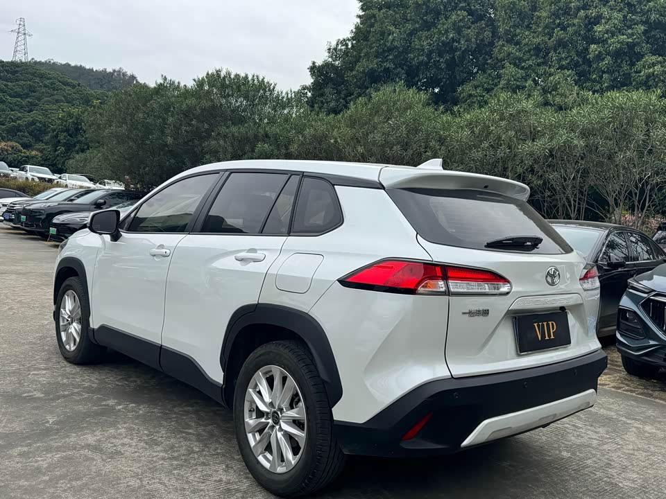 Toyota Corolla Sharp amplifier