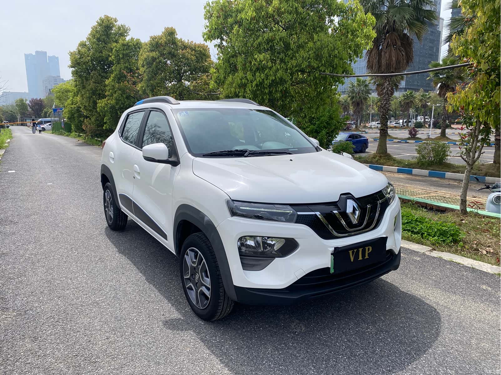 DongFeng e, 2020 3