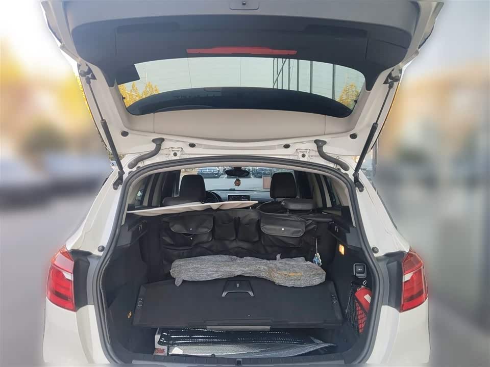 BMW 2 series station wagon