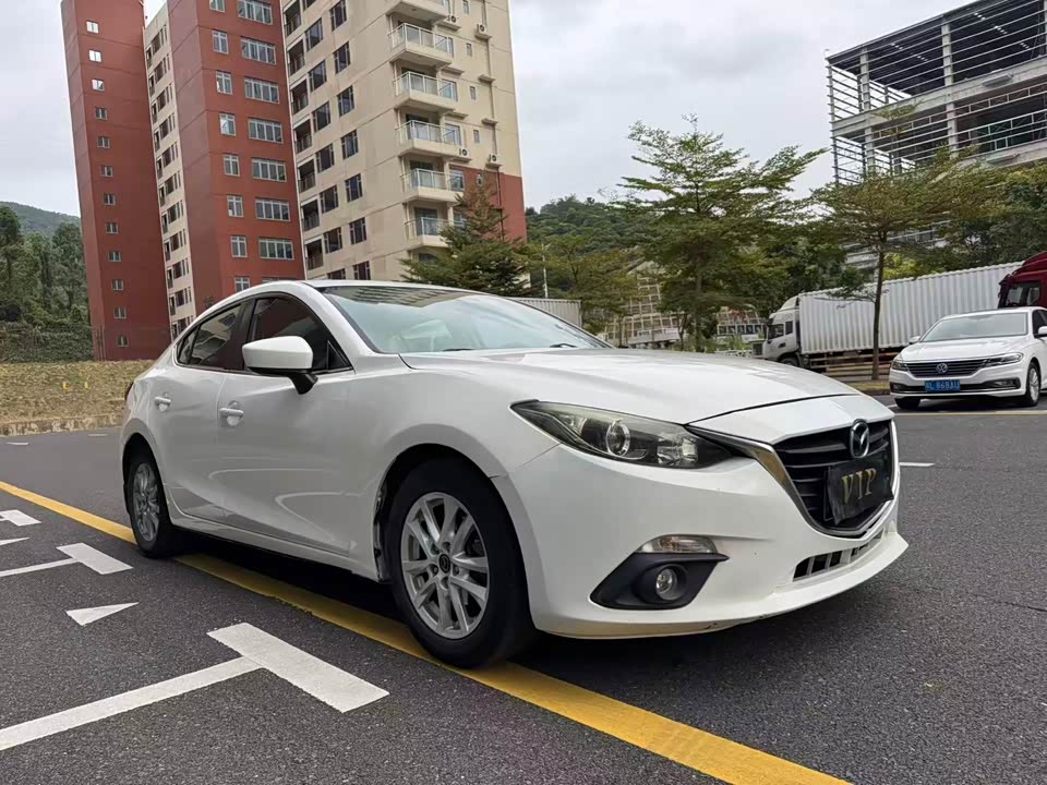Mazda 3 Angkesaila