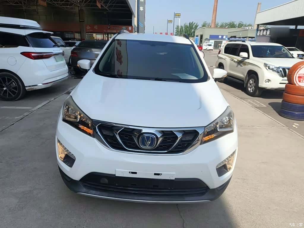 Changan CS15, 2016 3