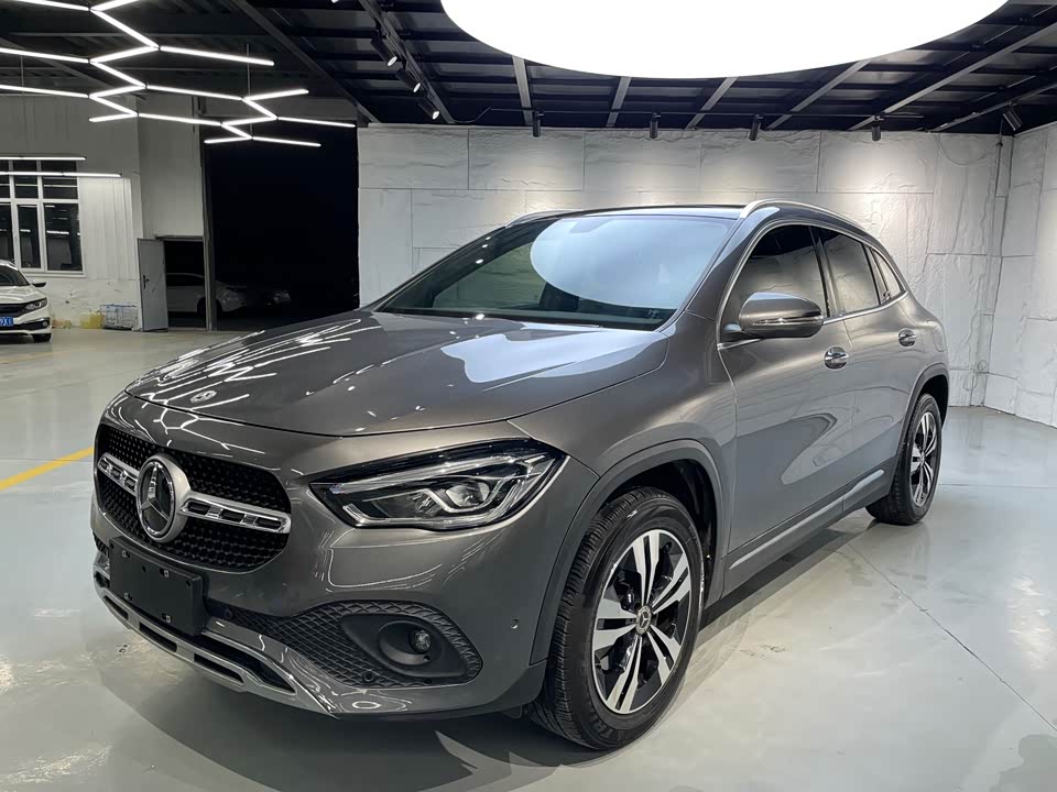 Mercedes-Benz GLA