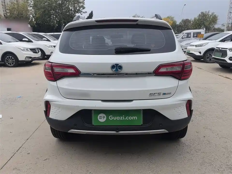 BAIC EC5