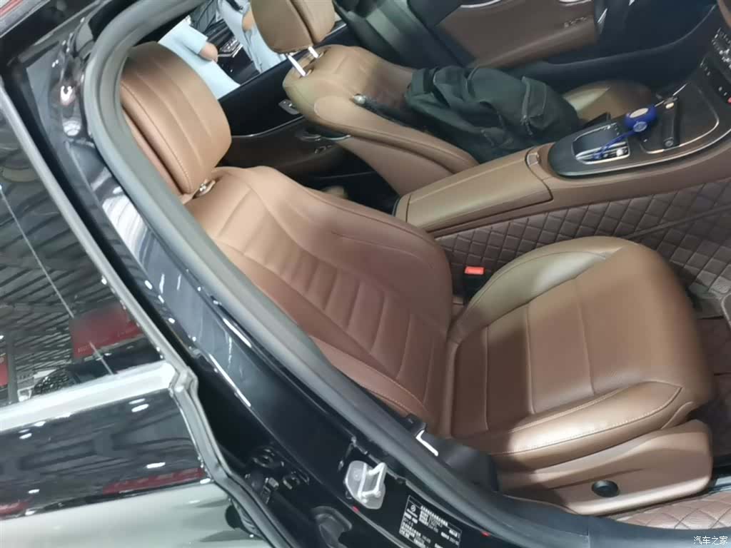 Mercedes-Benz E-Class, 2021 25
