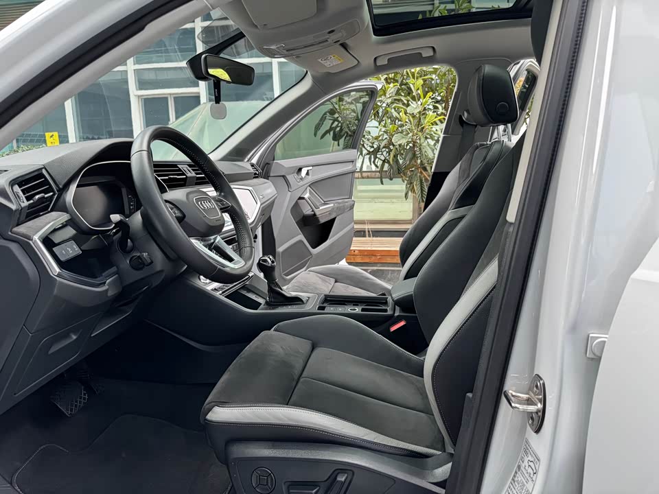 Audi Q3 Audi Q3