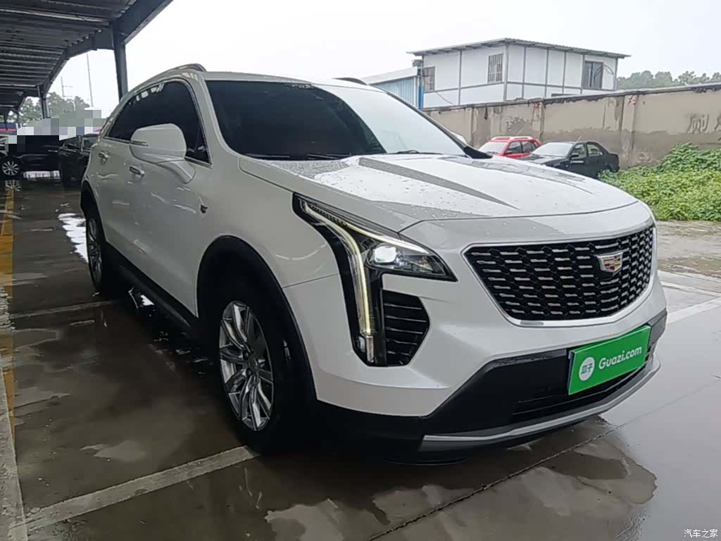 Cadillac XT4, 2022 4