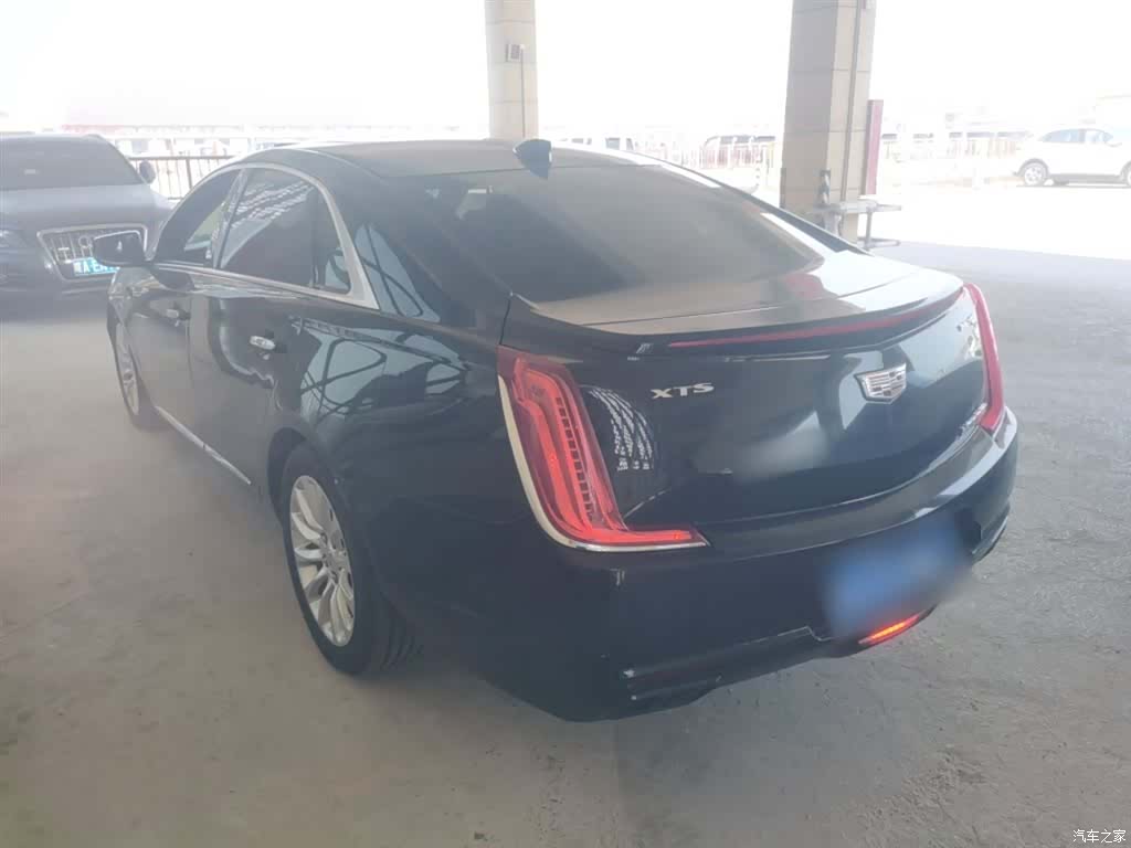 Cadillac XTS, 2018 все фото