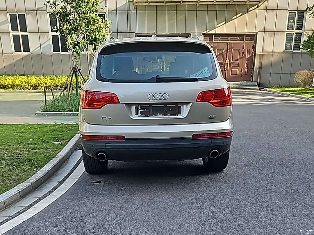 Audi Q7, 2008 4
