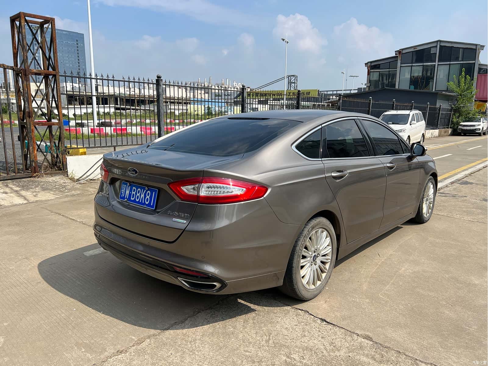 Ford Mondeo, 2016 13