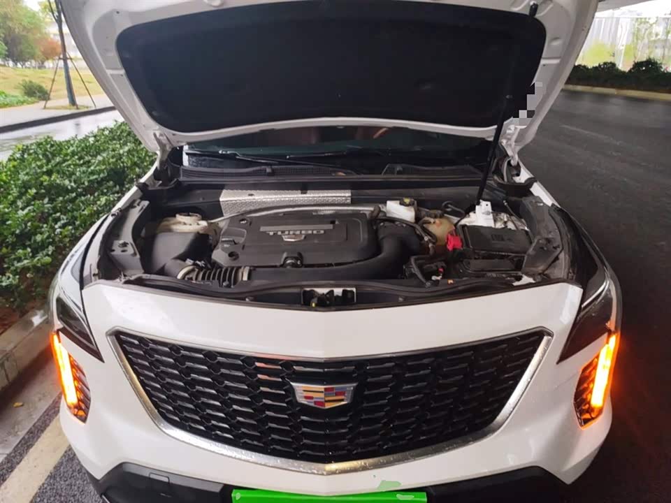 Cadillac XT4