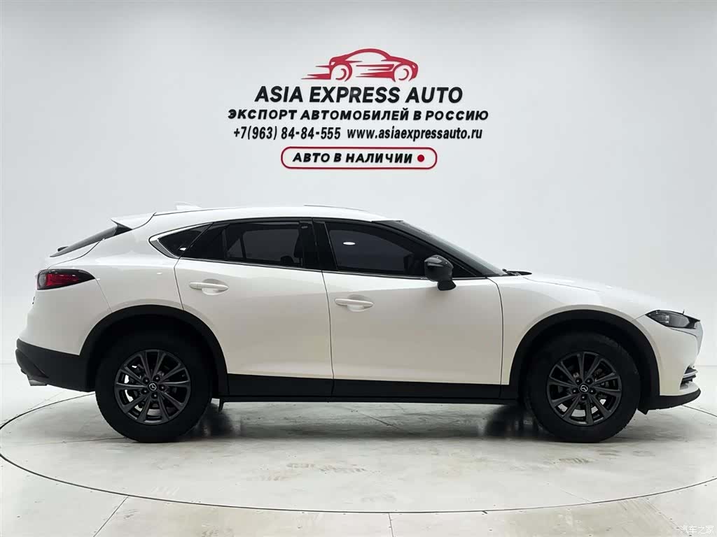 Mazda CX-4, 2023 9