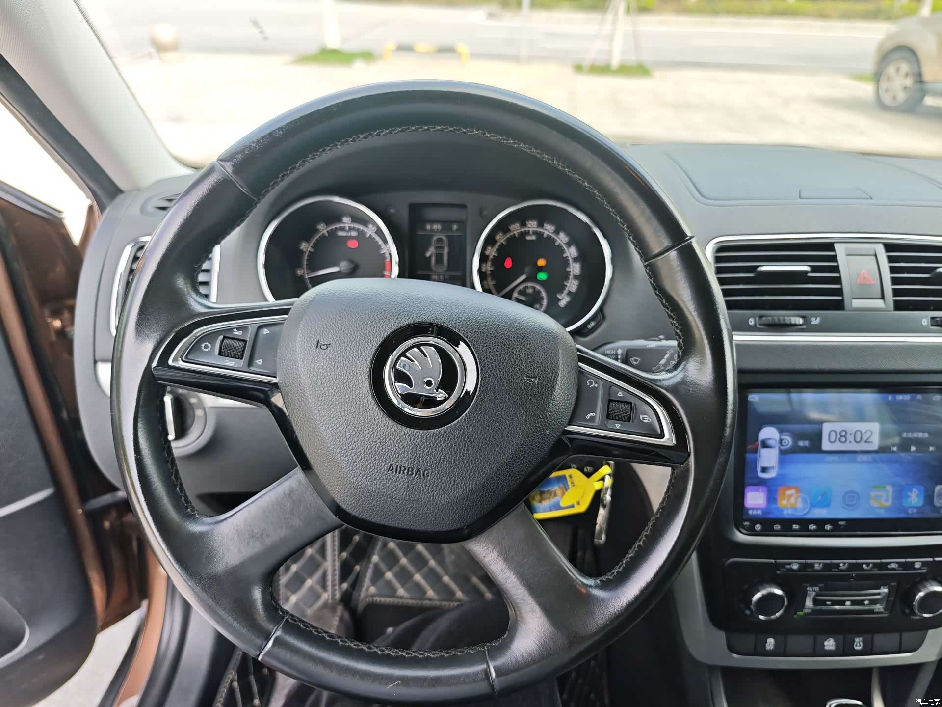 Skoda Yeti, 2014 6