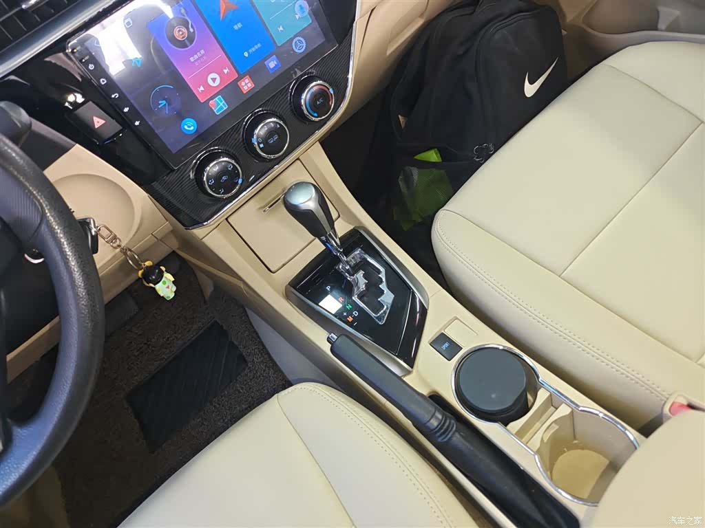 Toyota Corolla, 2015 14