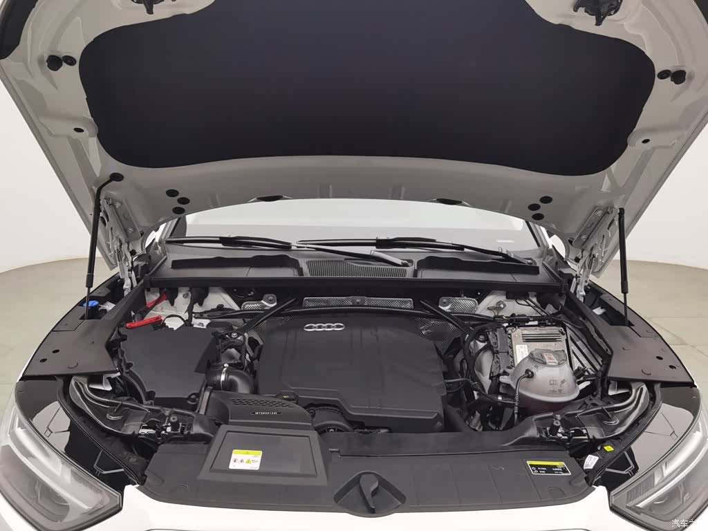 Audi Q5L, 2024 6