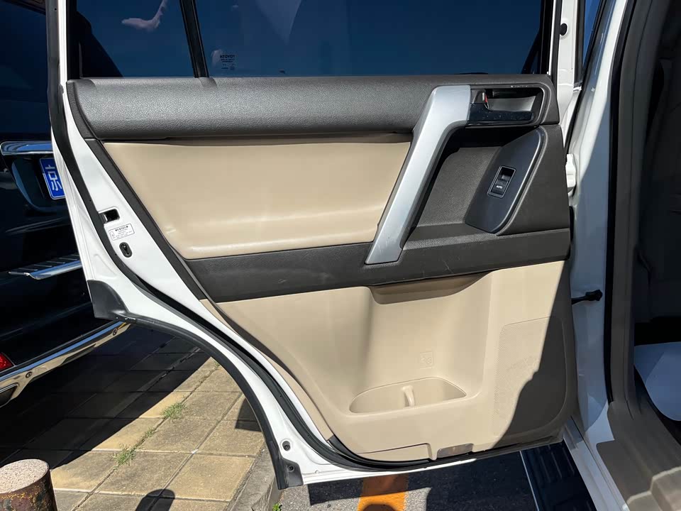 Toyota Prado