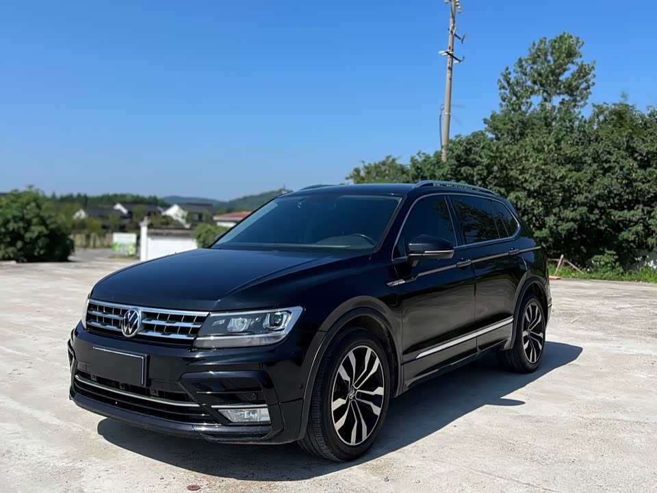 Volkswagen Tiguan L