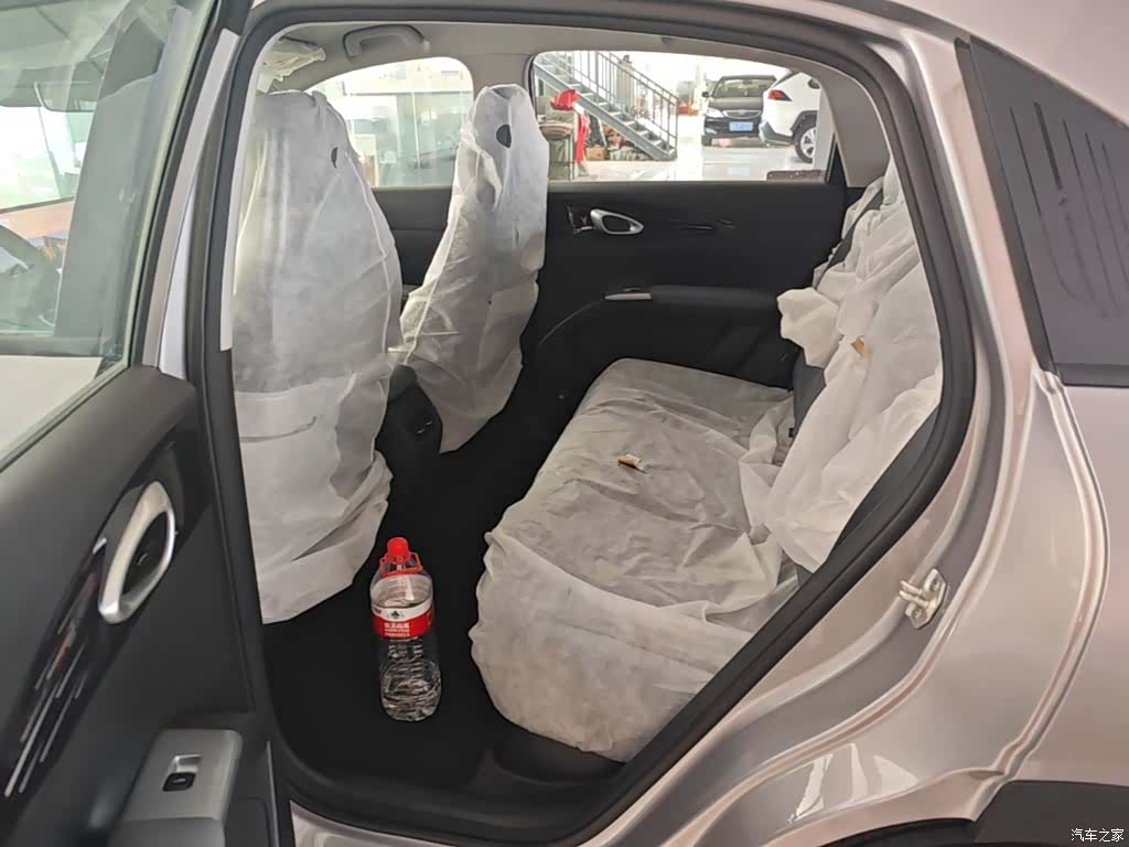 Geely Xingyuan, 2026 17