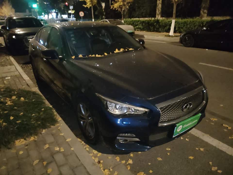 Infiniti Q50L