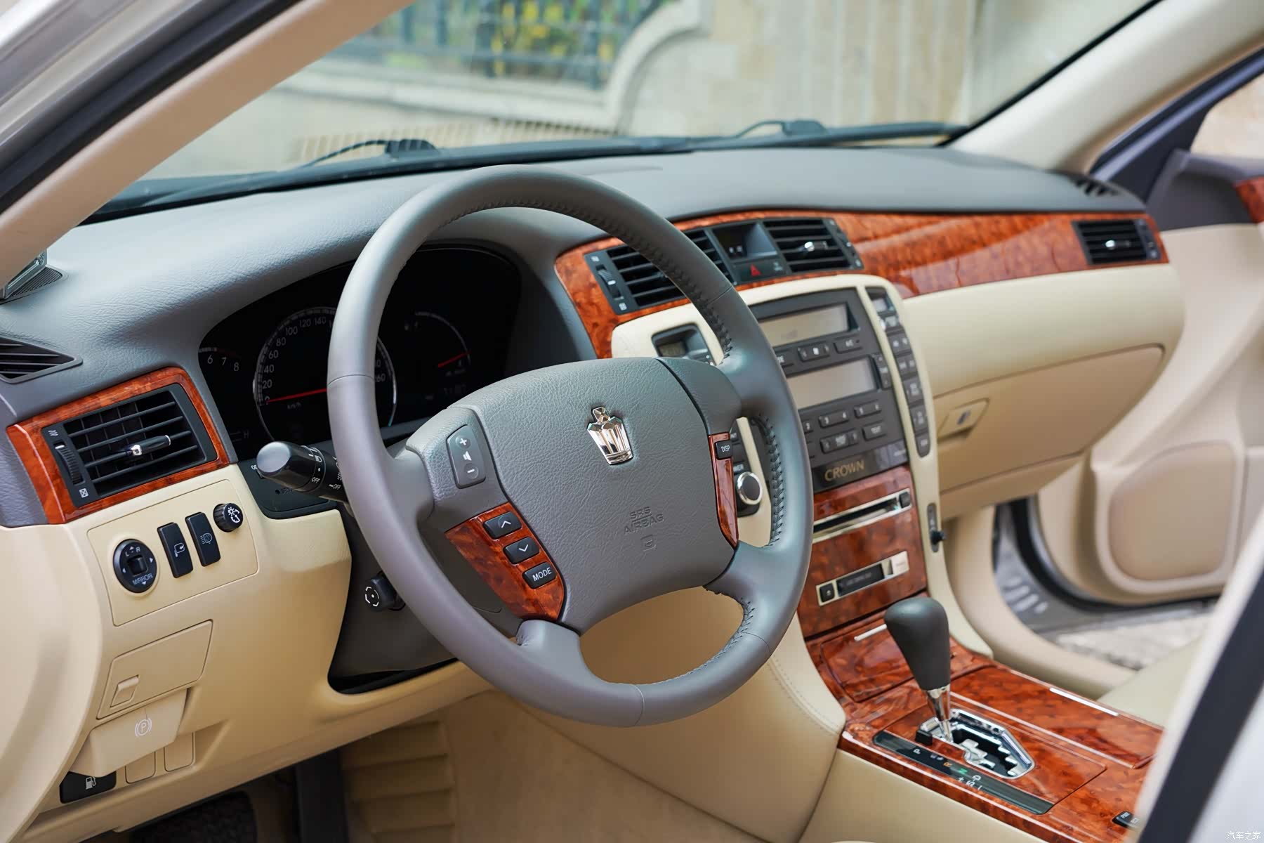 Toyota Crown, 2007 8