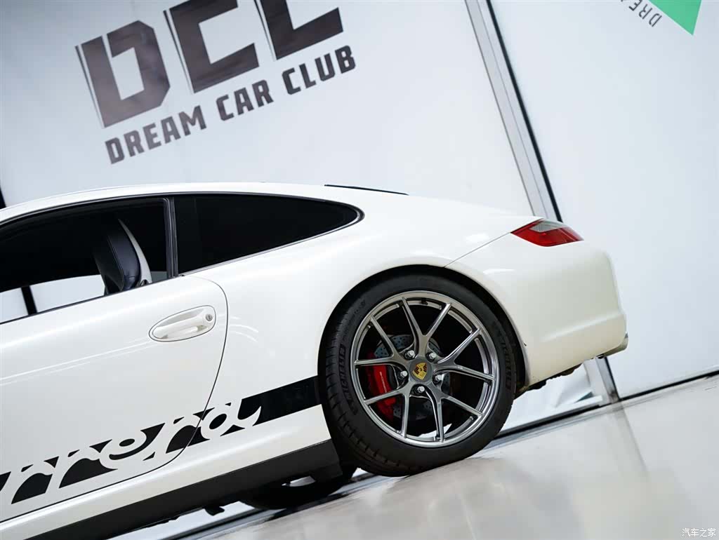 Porsche 911, 2008 18