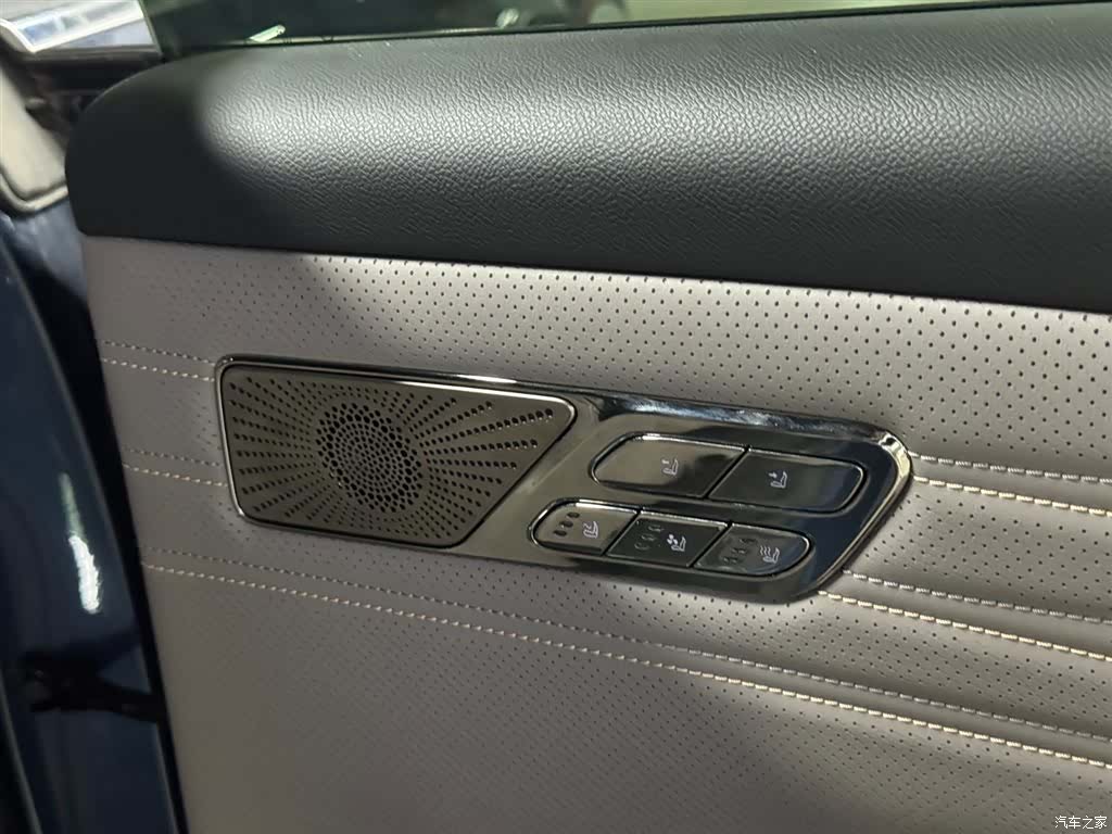Geely 8, 2025 12