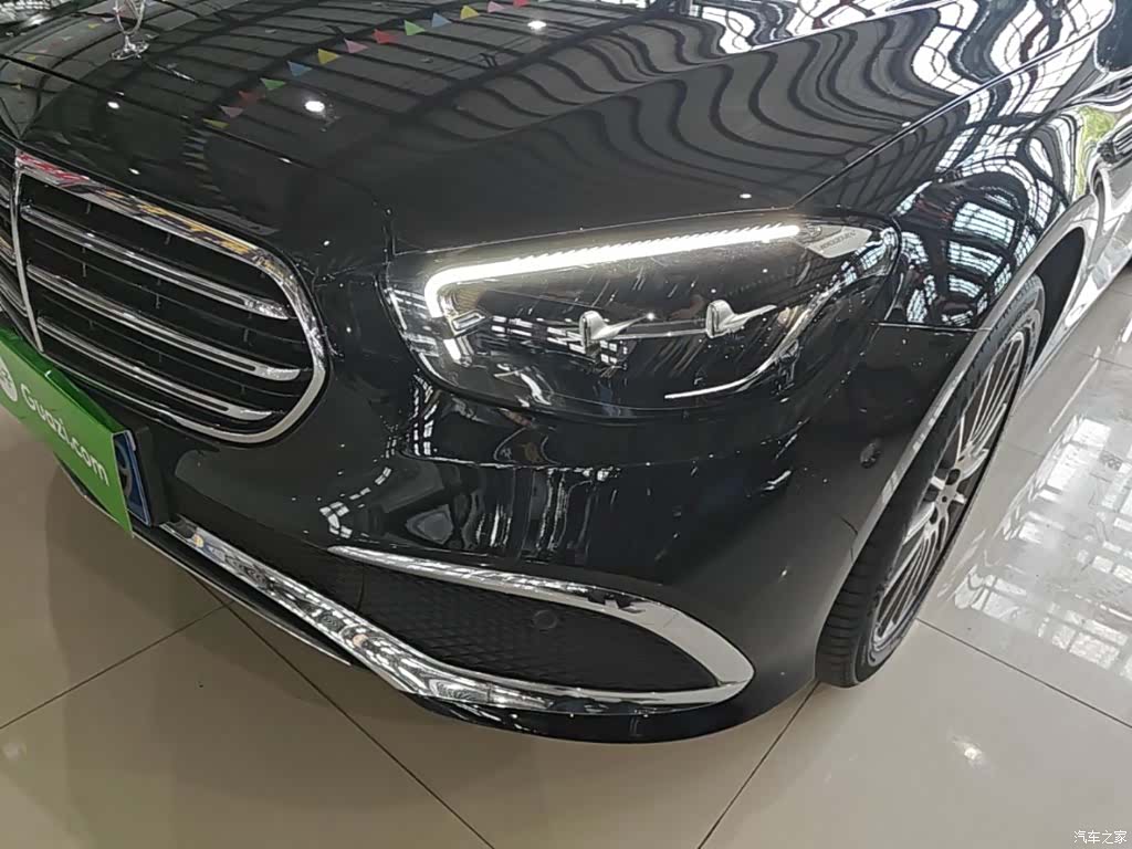 Mercedes-Benz E-Class, 2022 24