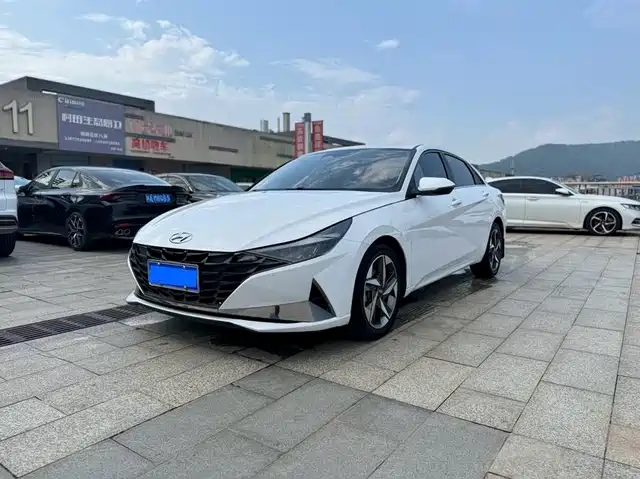 Hyundai Elantra 2021 — купить из Китая под заказ