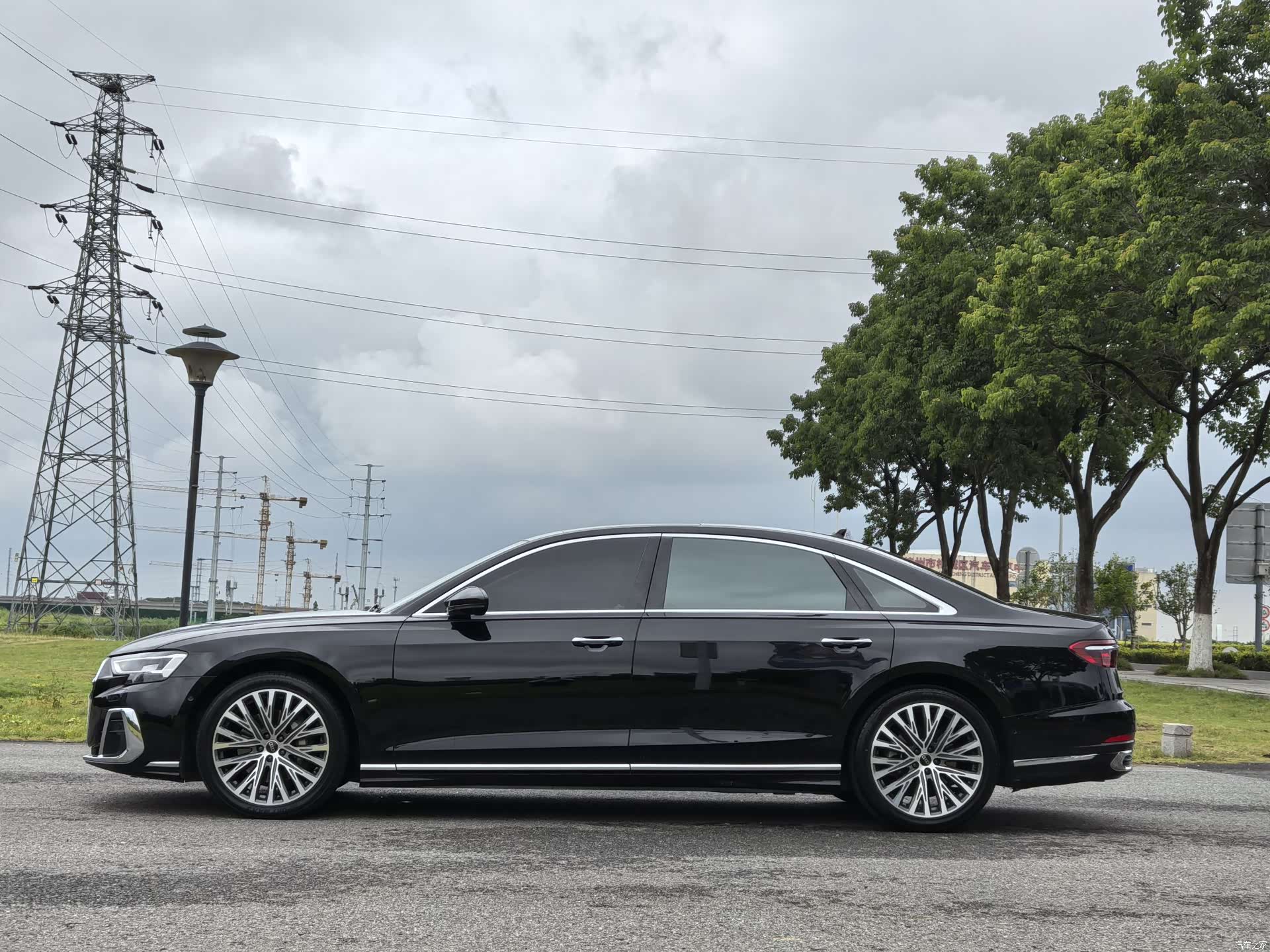 Audi A8L, 2024 4