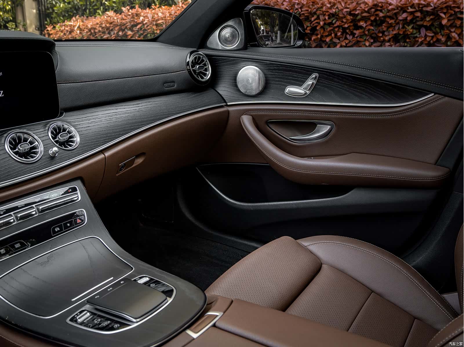 Mercedes-Benz E-Class, 2022 8