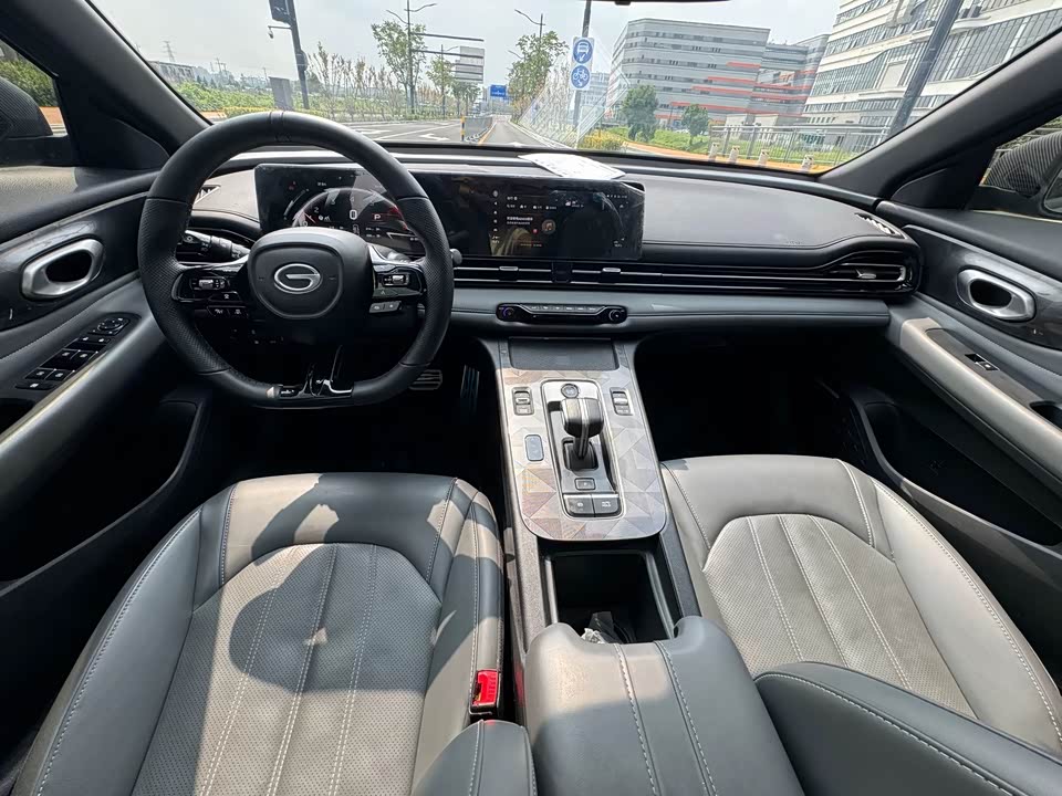 Trumpchi Shadow Leopard