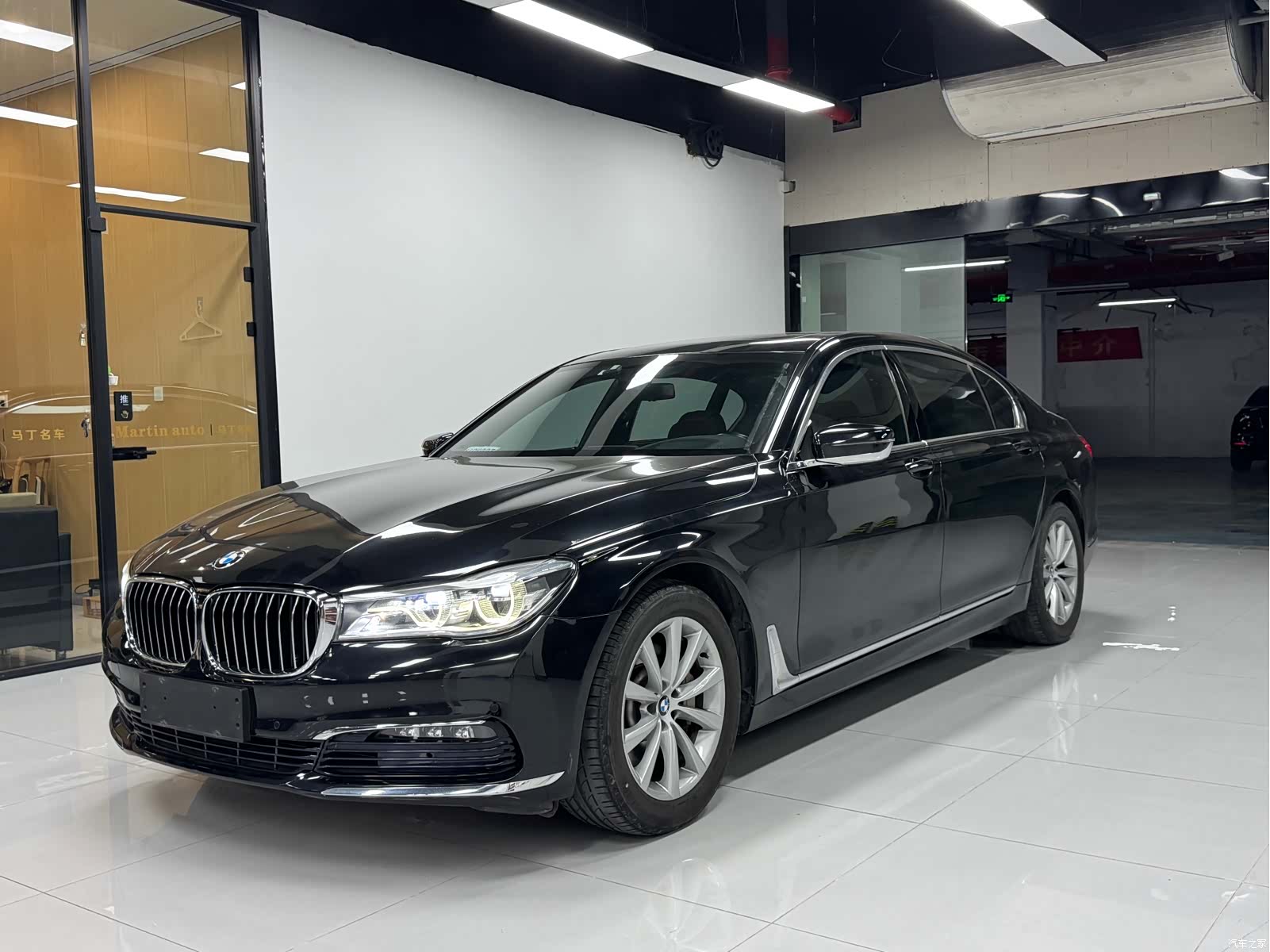 BMW 7 Series, 2017 1
