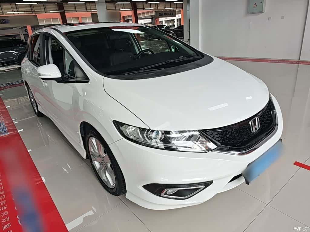 Honda Jade, 2015 4