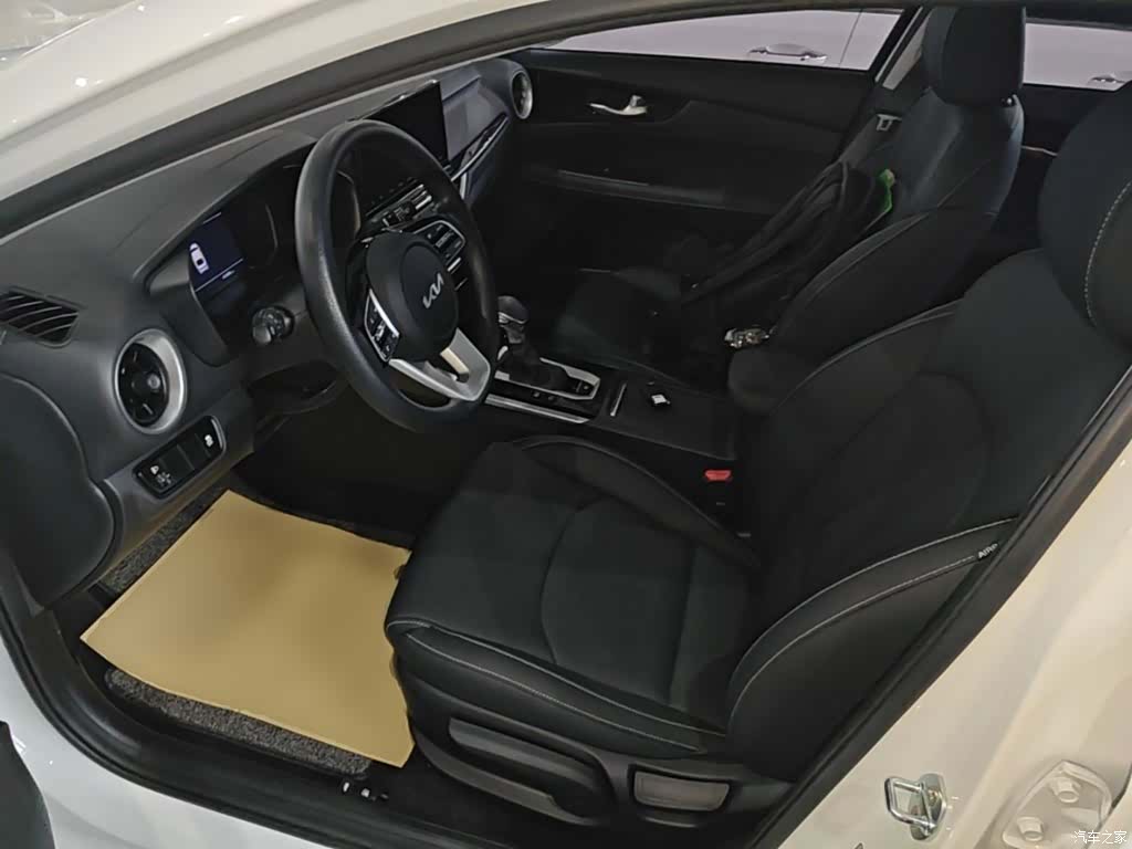 Kia K3, 2021 15