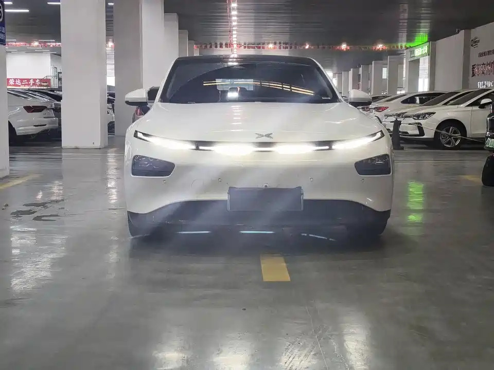 XPENG P7